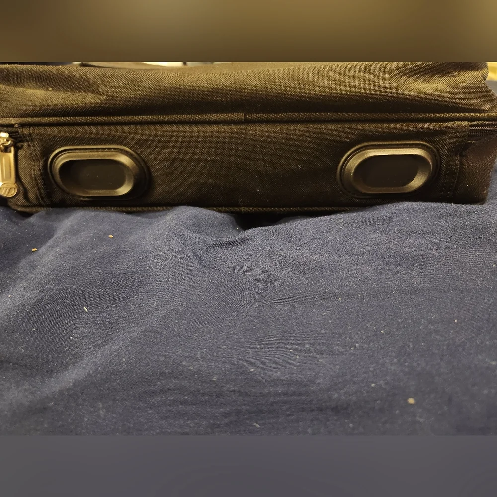 TARGUS LAPTOP COMPUTER BRIEFCASE TOTE